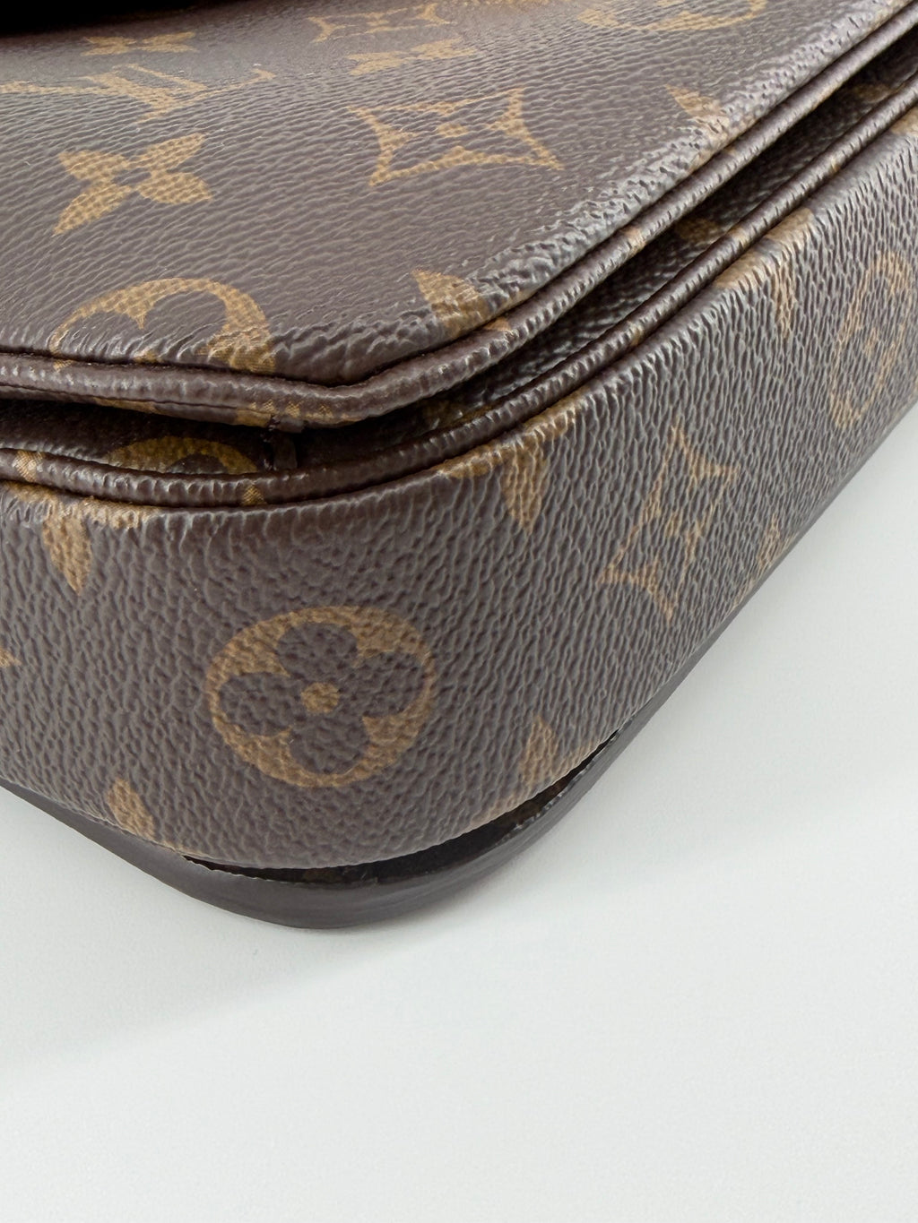 Louis Vuitton Pochette Métis Monogram Canvas Crossbody Bag RFID