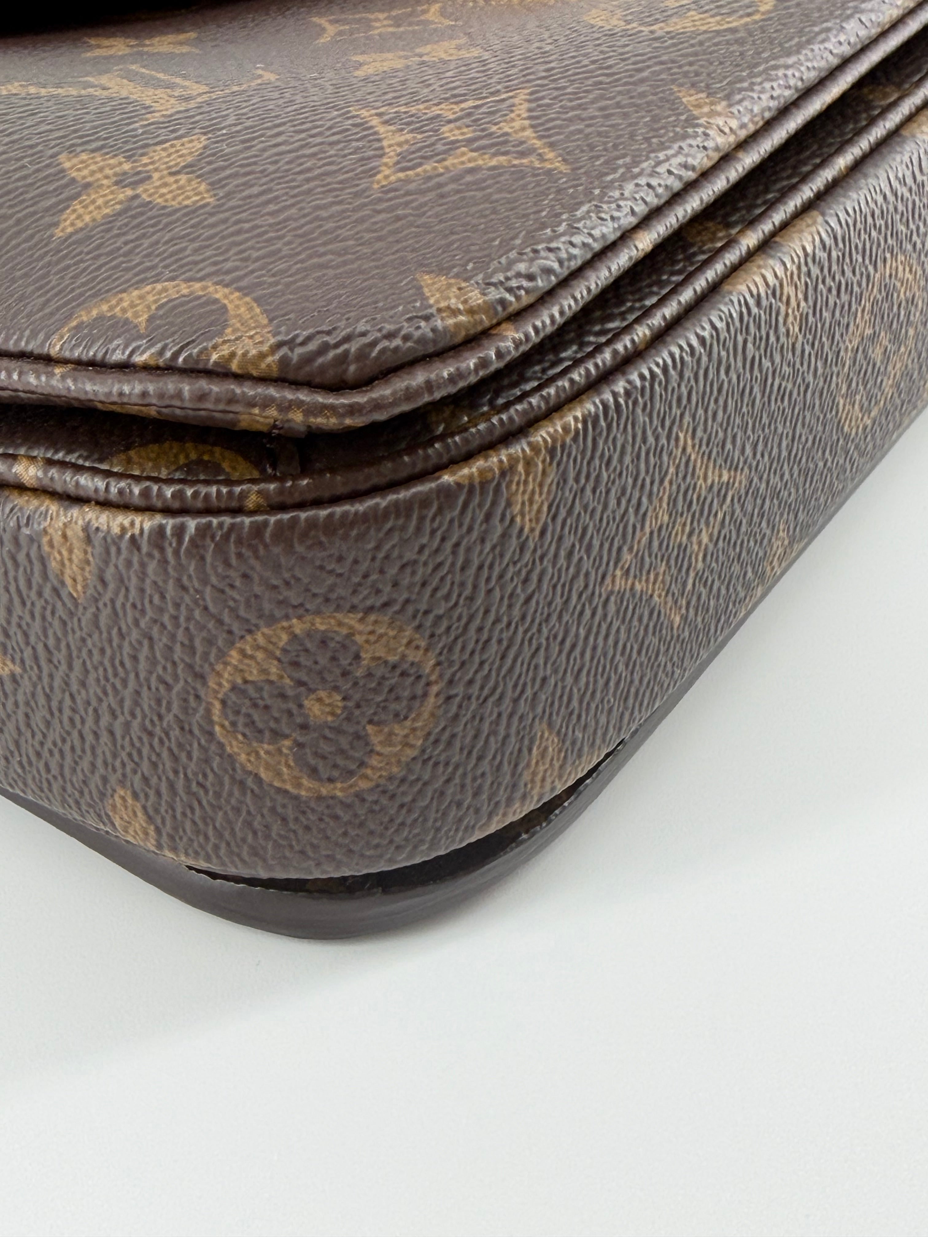 Louis Vuitton Pochette Métis Monogram Canvas Crossbody Bag RFID