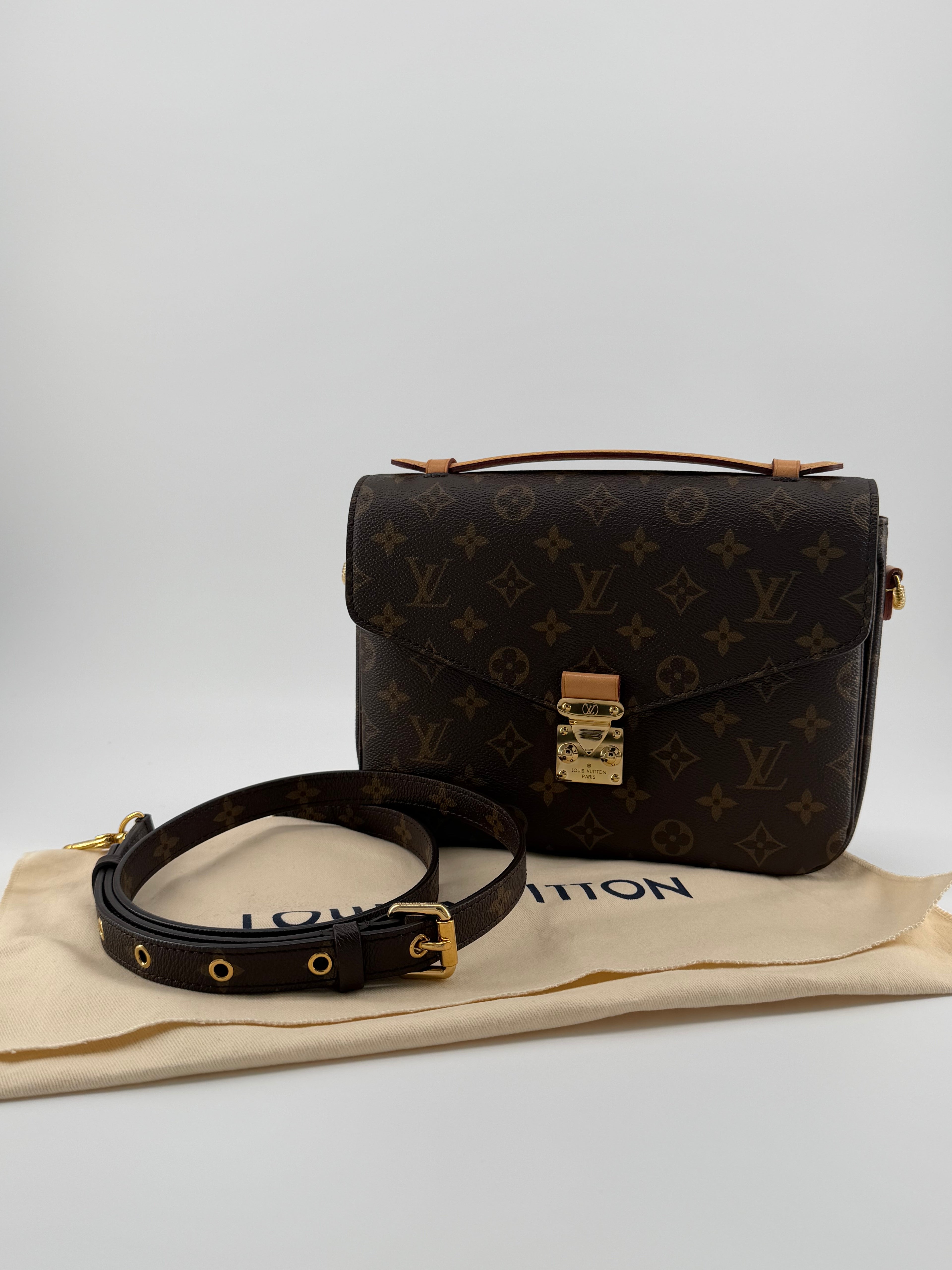 Louis Vuitton Pochette Métis Monogram Canvas Crossbody Bag RFID