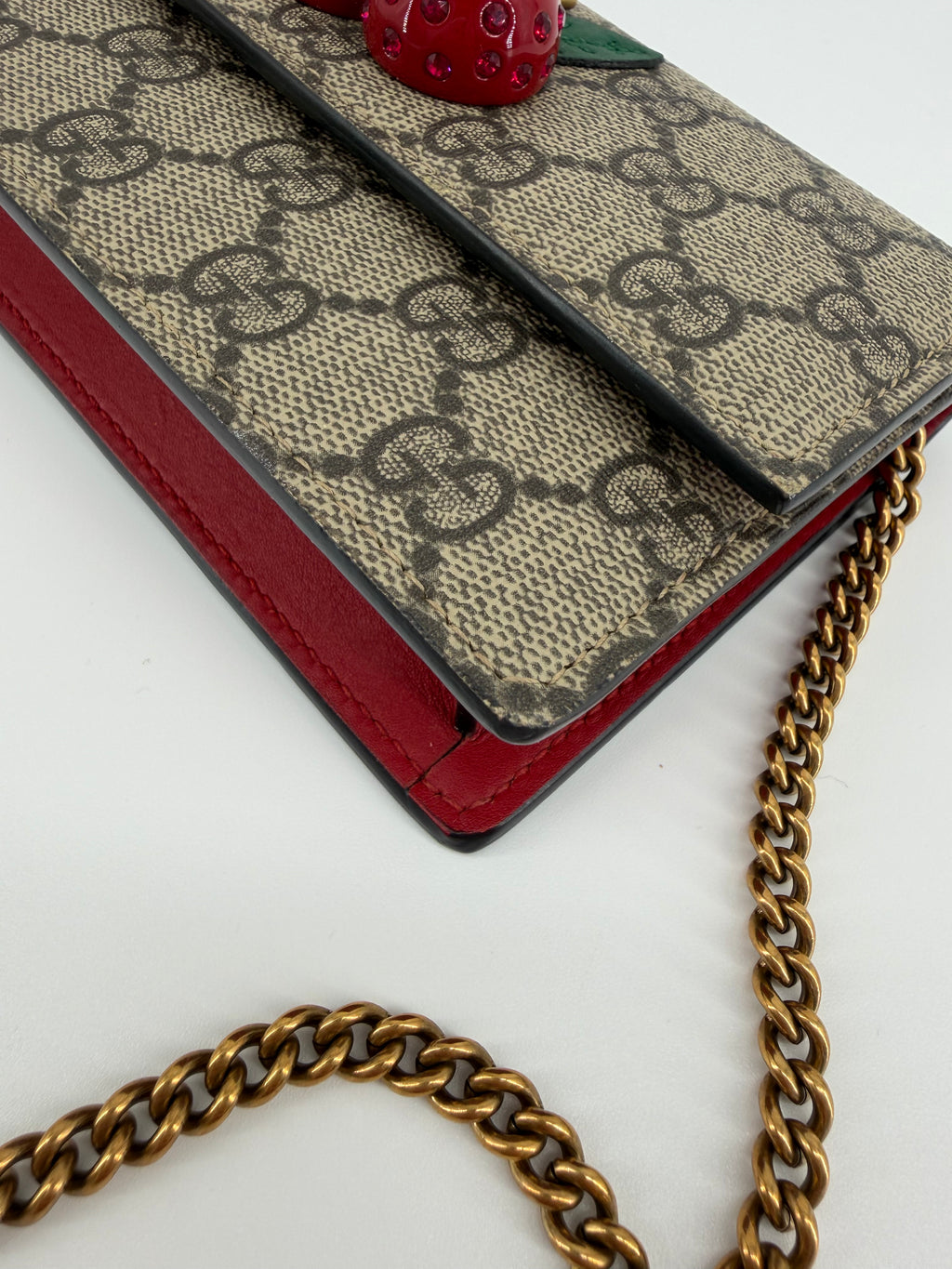 Gucci GG Supreme Cherry Crystal Mini Chain Wallet Crossbody Bag Red