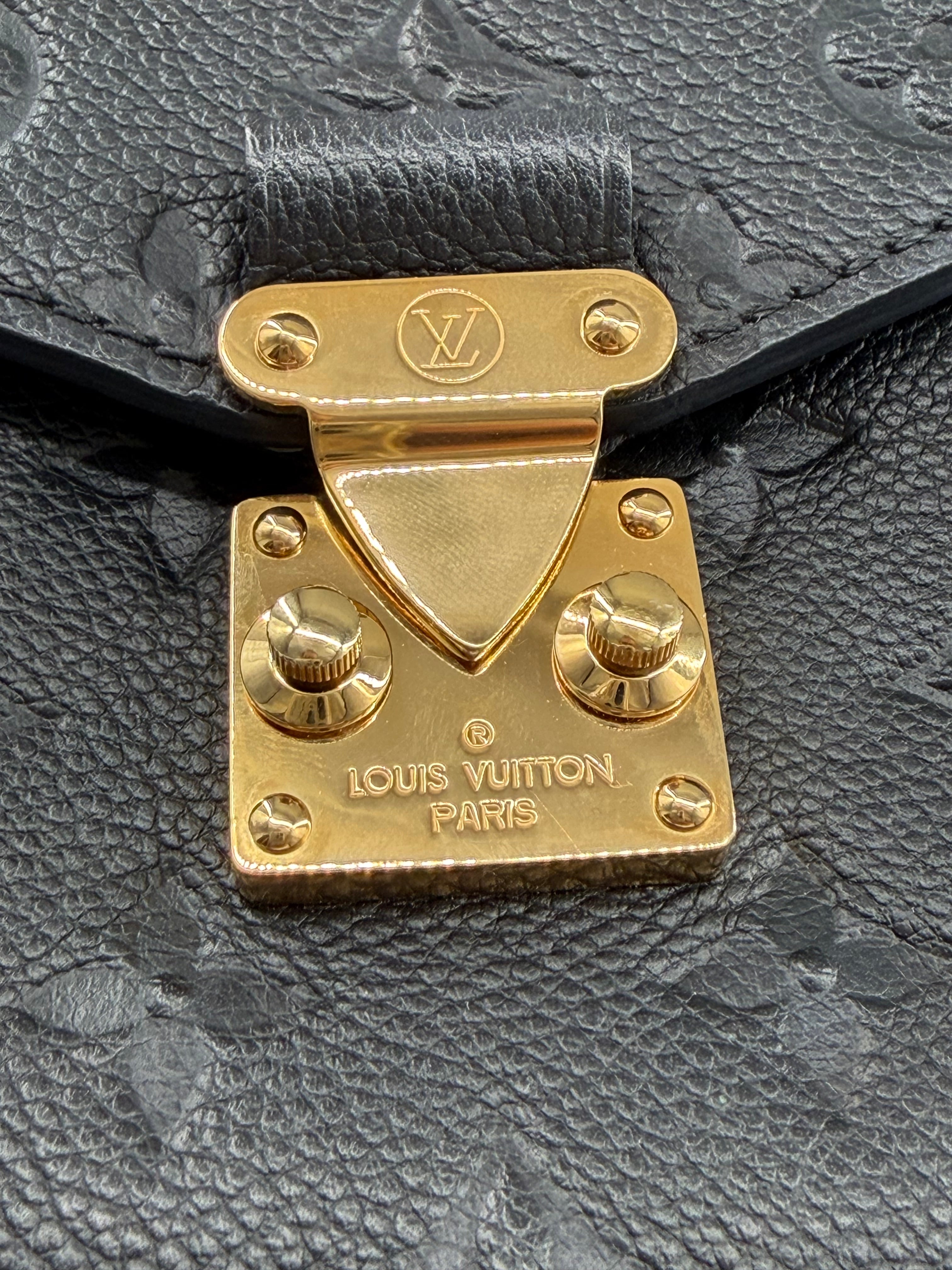 Louis Vuitton Pochette Métis MM Black Monogram Empreinte Leather