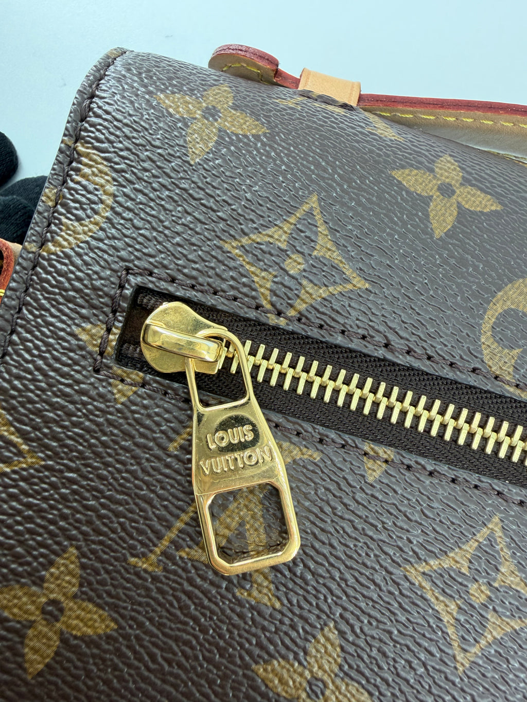 Louis Vuitton Pochette Métis Monogram Canvas Crossbody Bag RFID