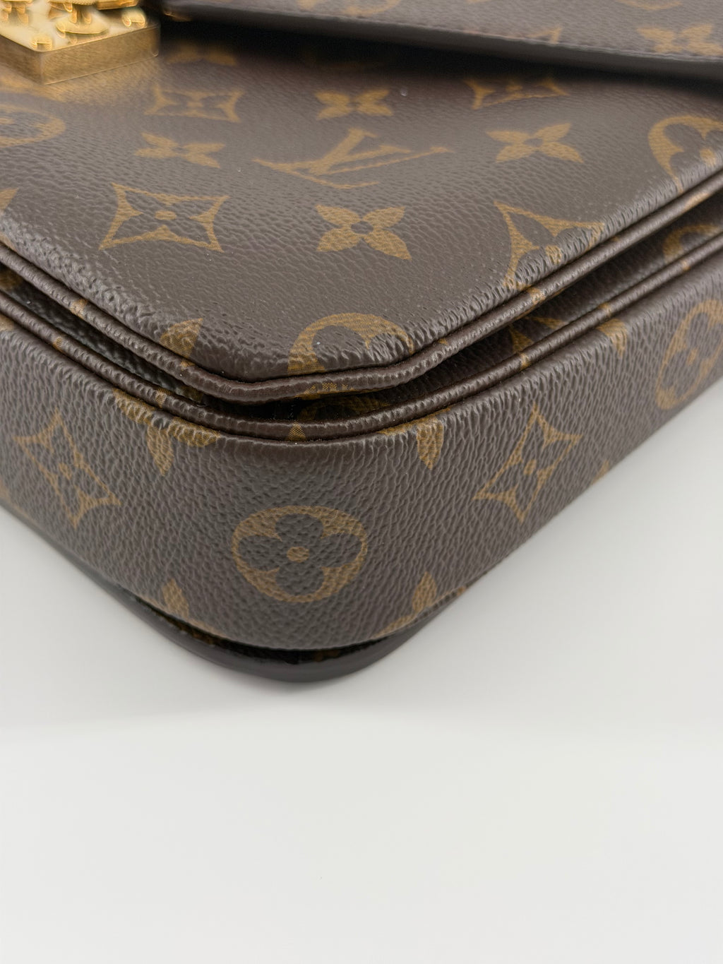 Louis Vuitton Pochette Métis Monogram Canvas Crossbody Bag RFID