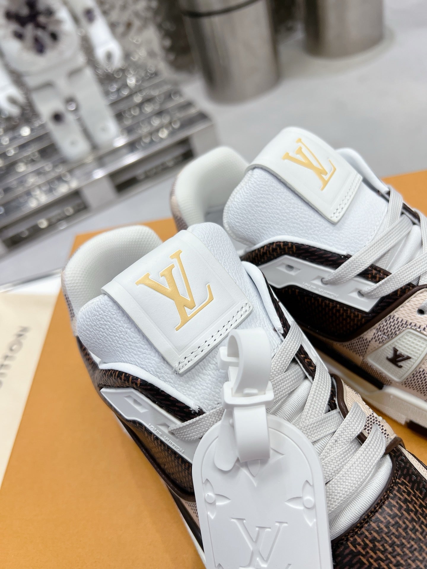 Top quality luxury shoes Sneaker AK-015