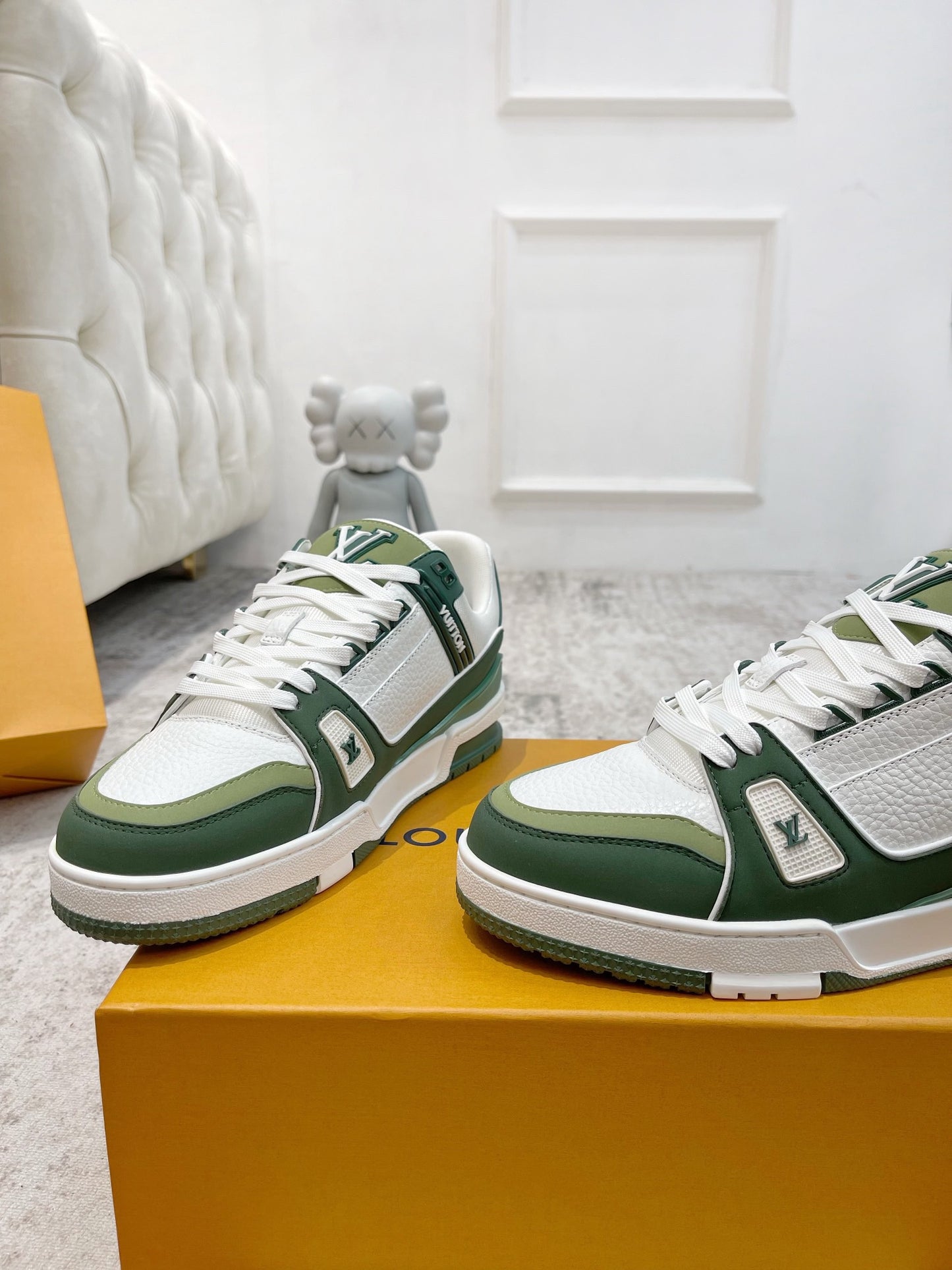 Top quality luxury shoes Sneaker AK-011