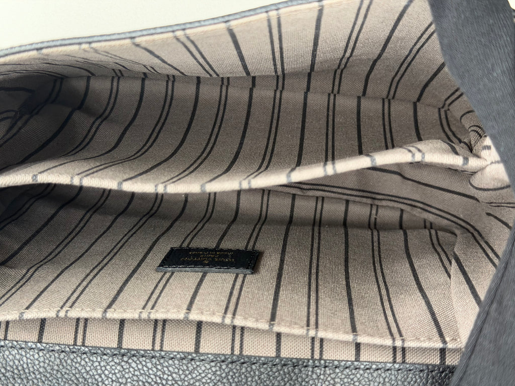 Louis Vuitton Pochette Métis MM Black Monogram Empreinte Leather