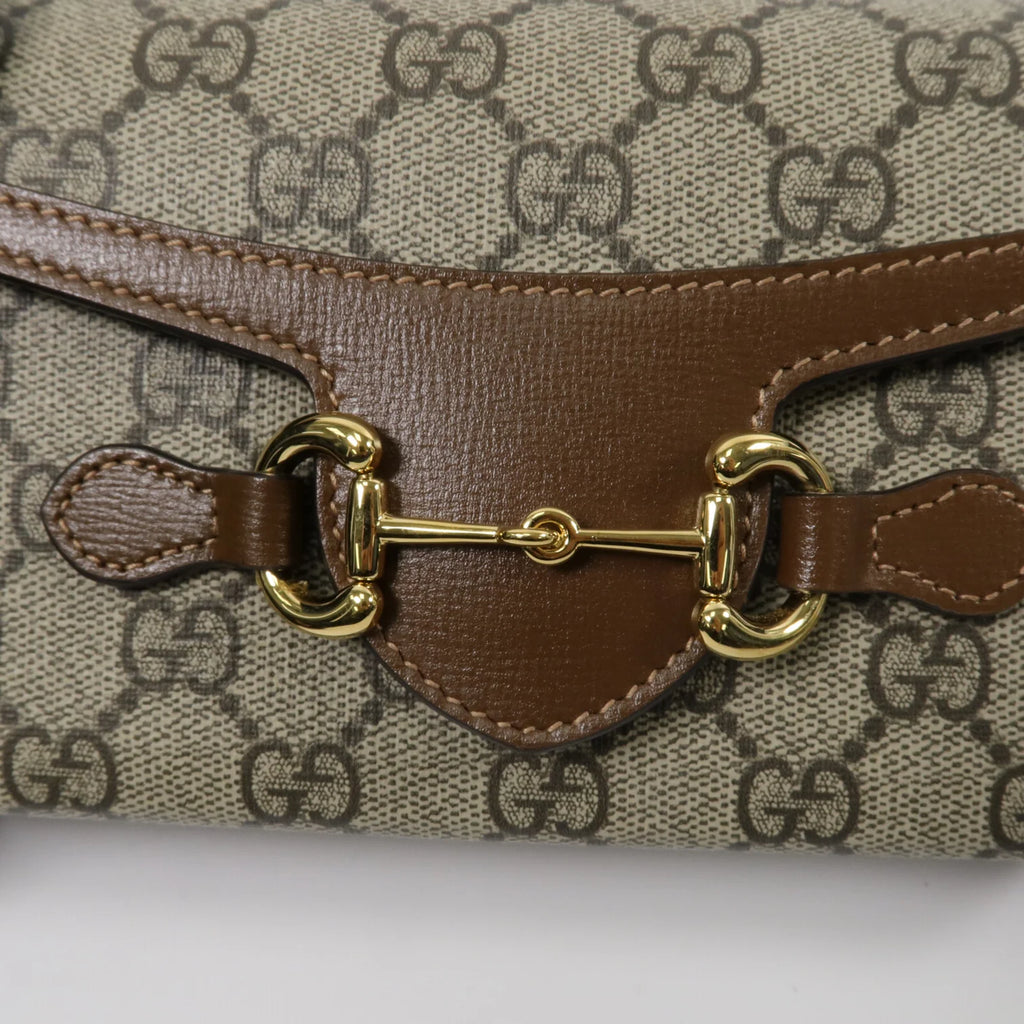 GUCCI Horsebit 1955
Mini Shoulder Bag in Brown GG Supreme