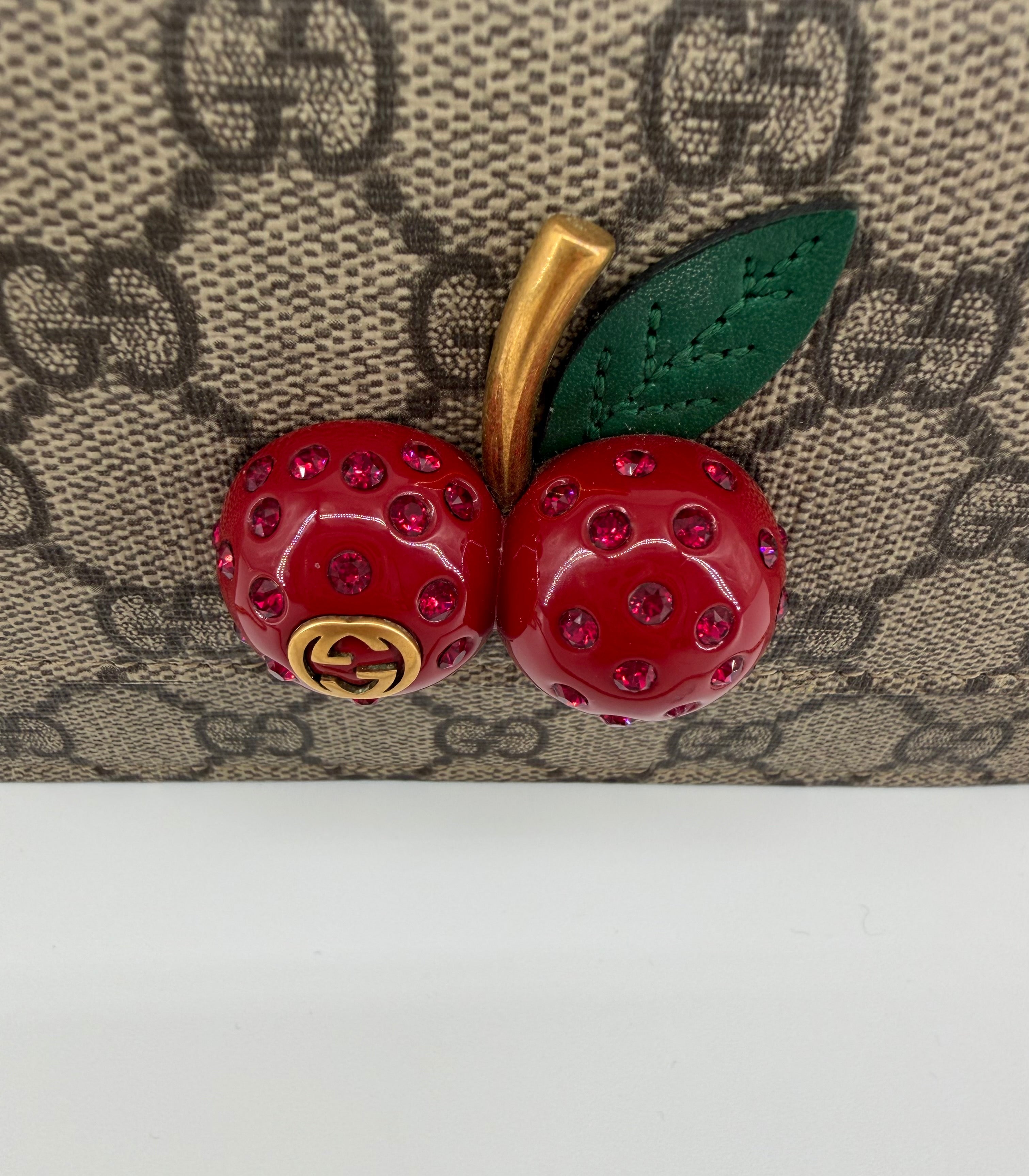 Gucci GG Supreme Cherry Crystal Mini Chain Wallet Crossbody Bag Red