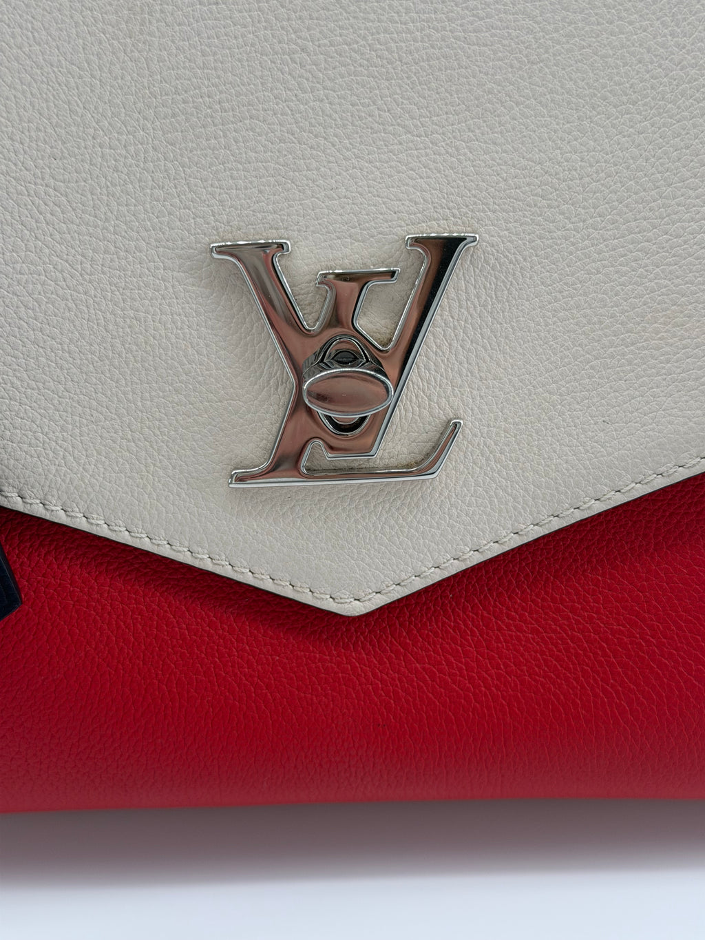 Louis Vuitton Lockme Top Handle Taurillon Leather Shoulder Bag | Crème & Coquelicot Red | 2020