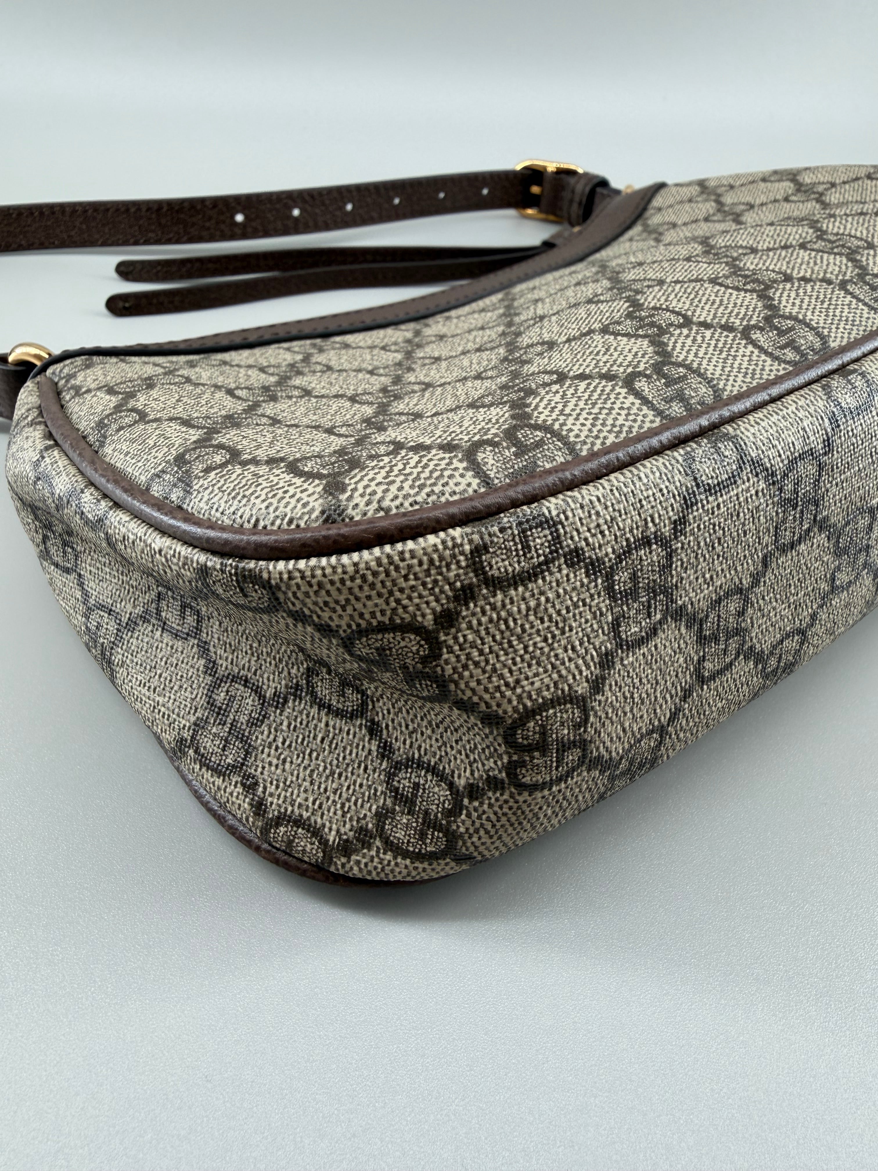 GG Supreme Monogram Textured Dollar Calfskin Small Ophidia Hobo Beige Ebony New Acero