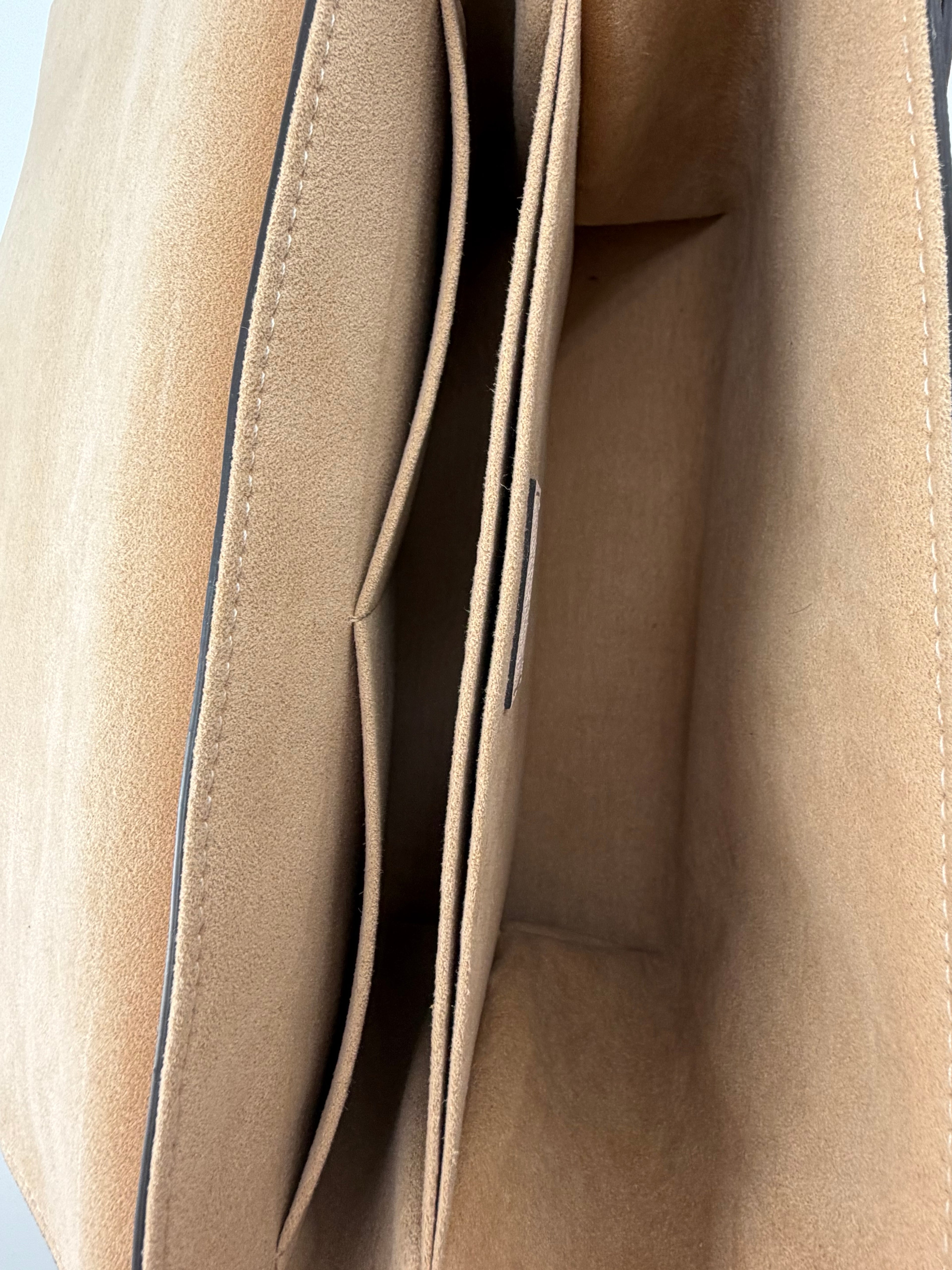 Louis Vuitton Lockme Top Handle Taurillon Leather Shoulder Bag | Crème & Coquelicot Red | 2020