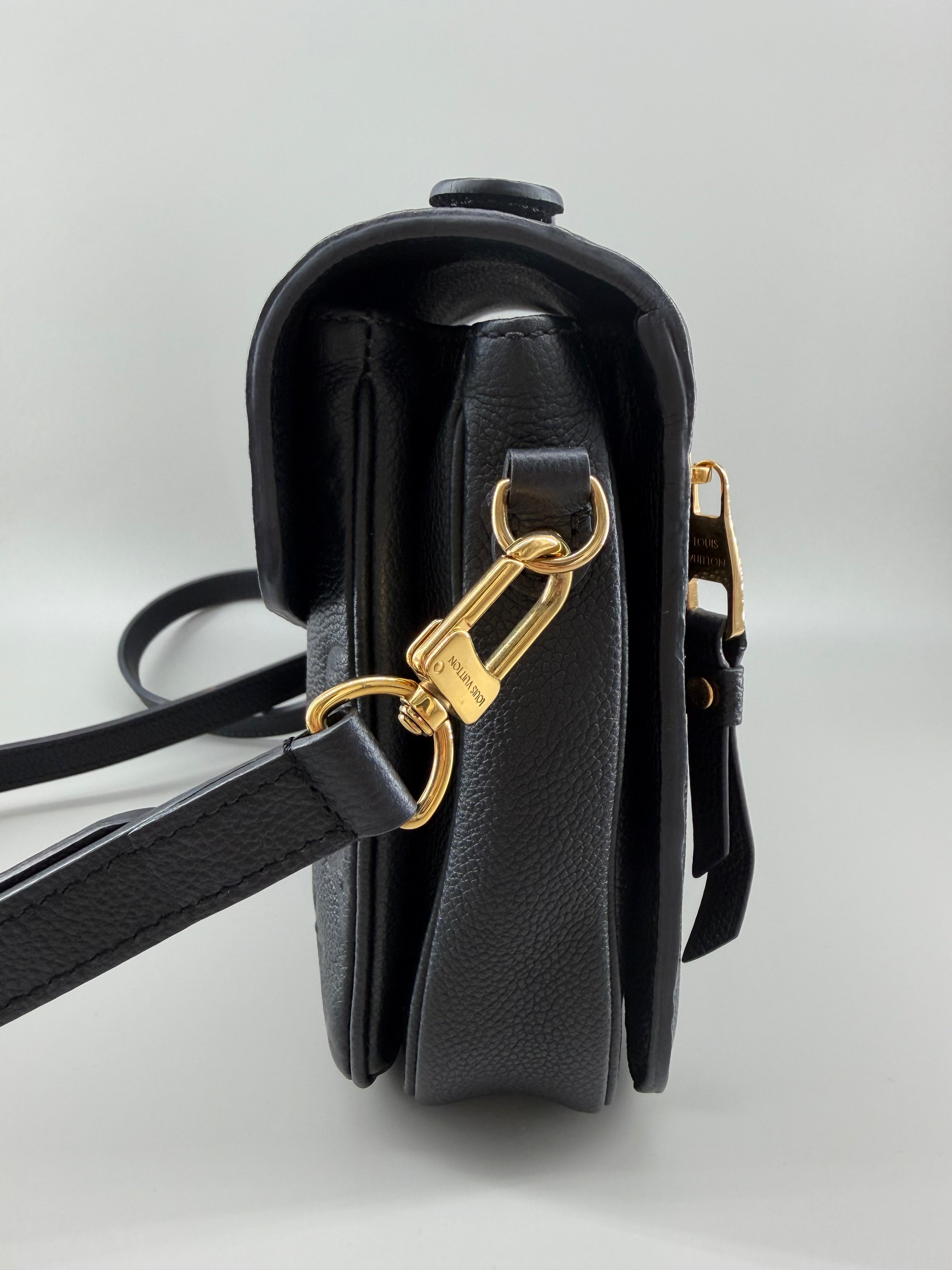 Louis Vuitton Pochette Métis MM Black Monogram Empreinte Leather