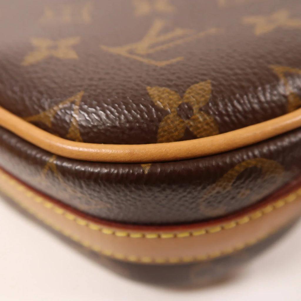 Louis Vuitton Boite Chapeau Shoulder Bag Monogram
